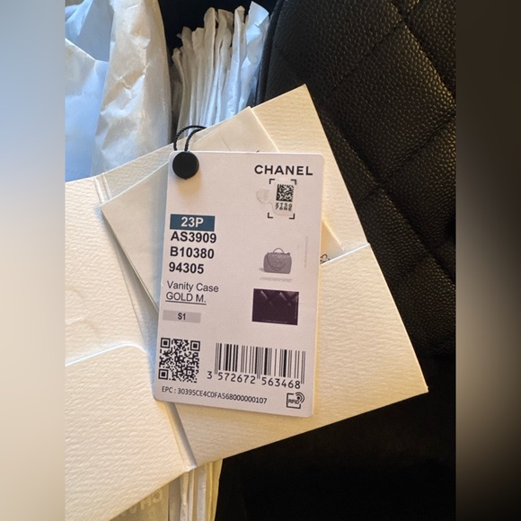 Chanel Timeless Vanity Case- 23P Top handle - Picture 2 of 10